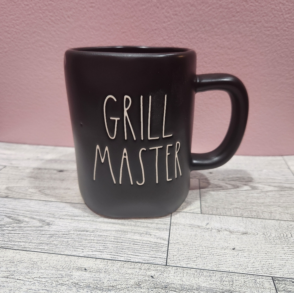 Rae Dunn Black 'Grill Master' Mug